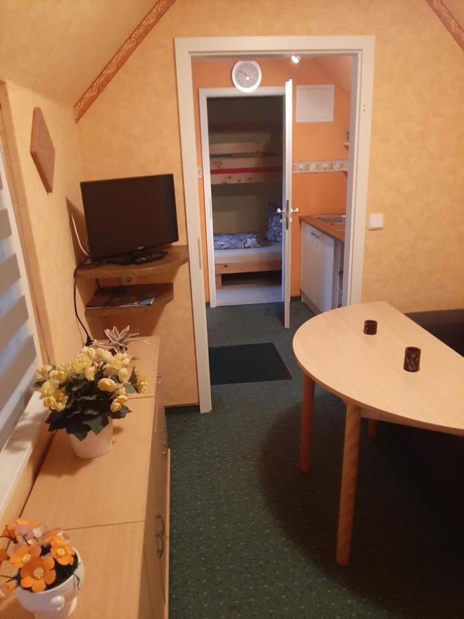 Apartmán Ferienunterkuenfte Wesenberg Exteriér fotografie