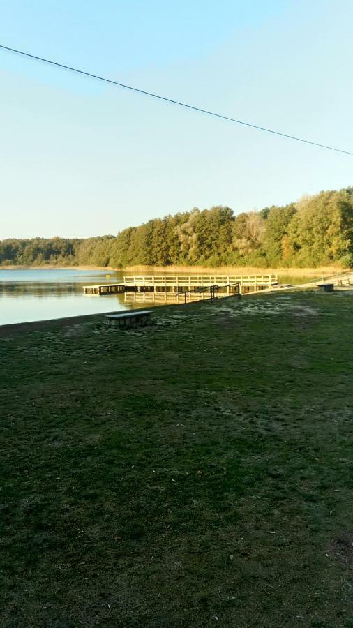 Apartmán Ferienunterkuenfte Wesenberg Exteriér fotografie